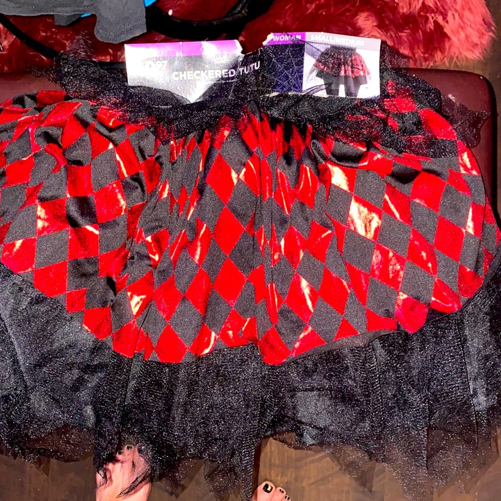 **SUPER CUTE Halloween “queen of hearts” tutu